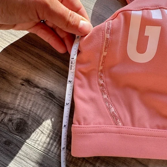 Gymshark Sports Bra in Peach with Removable Cup Pads Crop Top Size Large - Picture 7 of 7